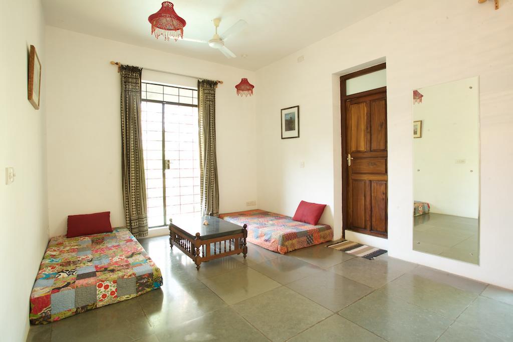 The Annex, Isai Ambalam Guest House Auroville Ngoại thất bức ảnh